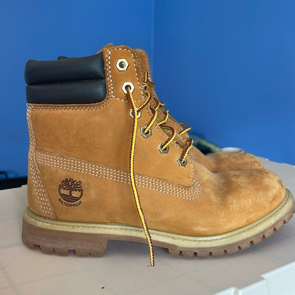 Ladies TIMBERLAND work-boots Size 7